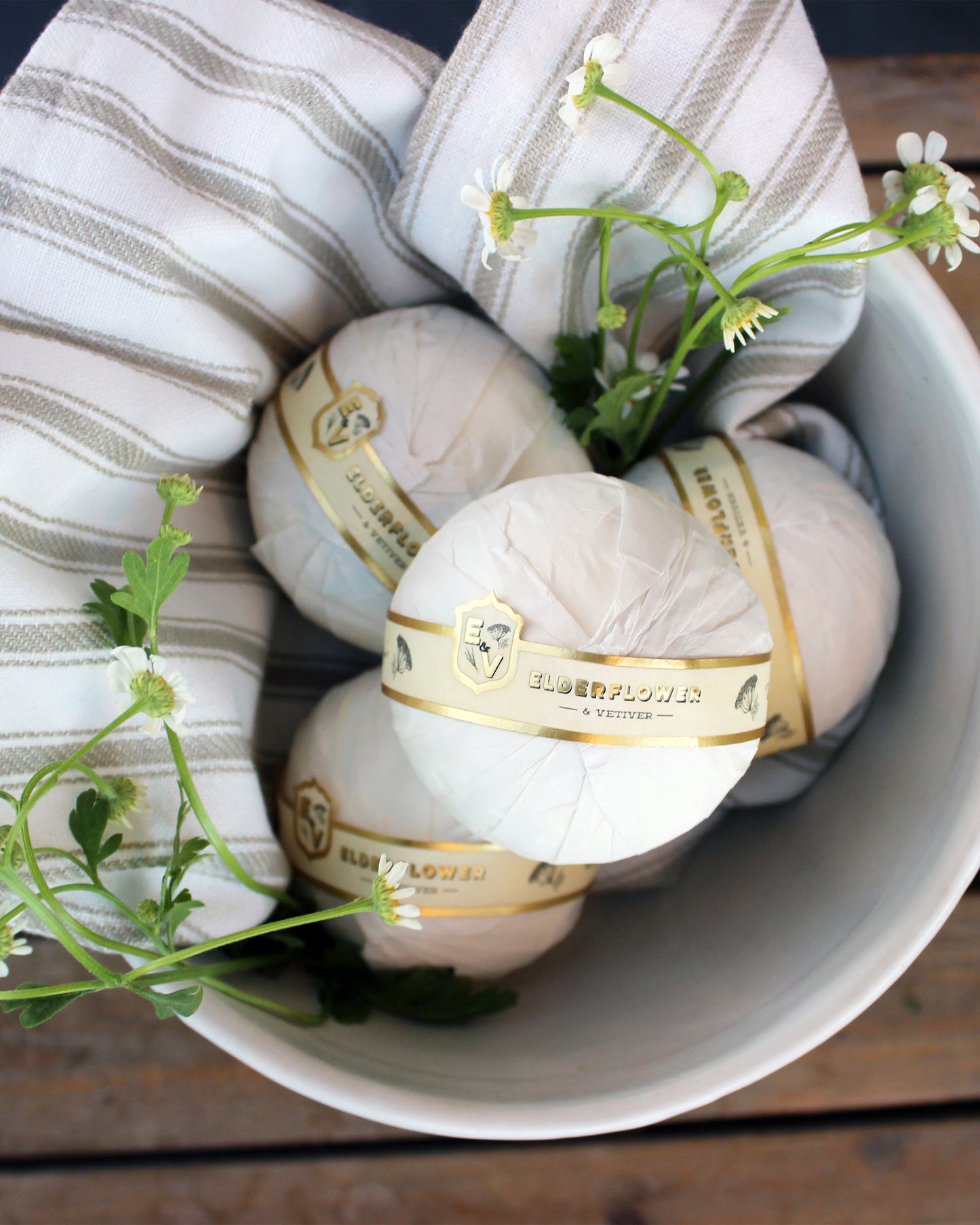 Elderflower & Vetiver Bath Bomb