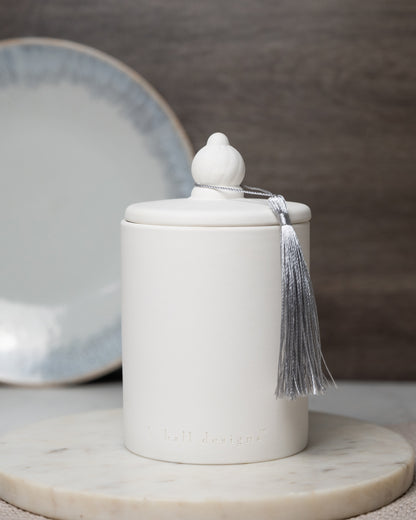Milk Ceramic Candle